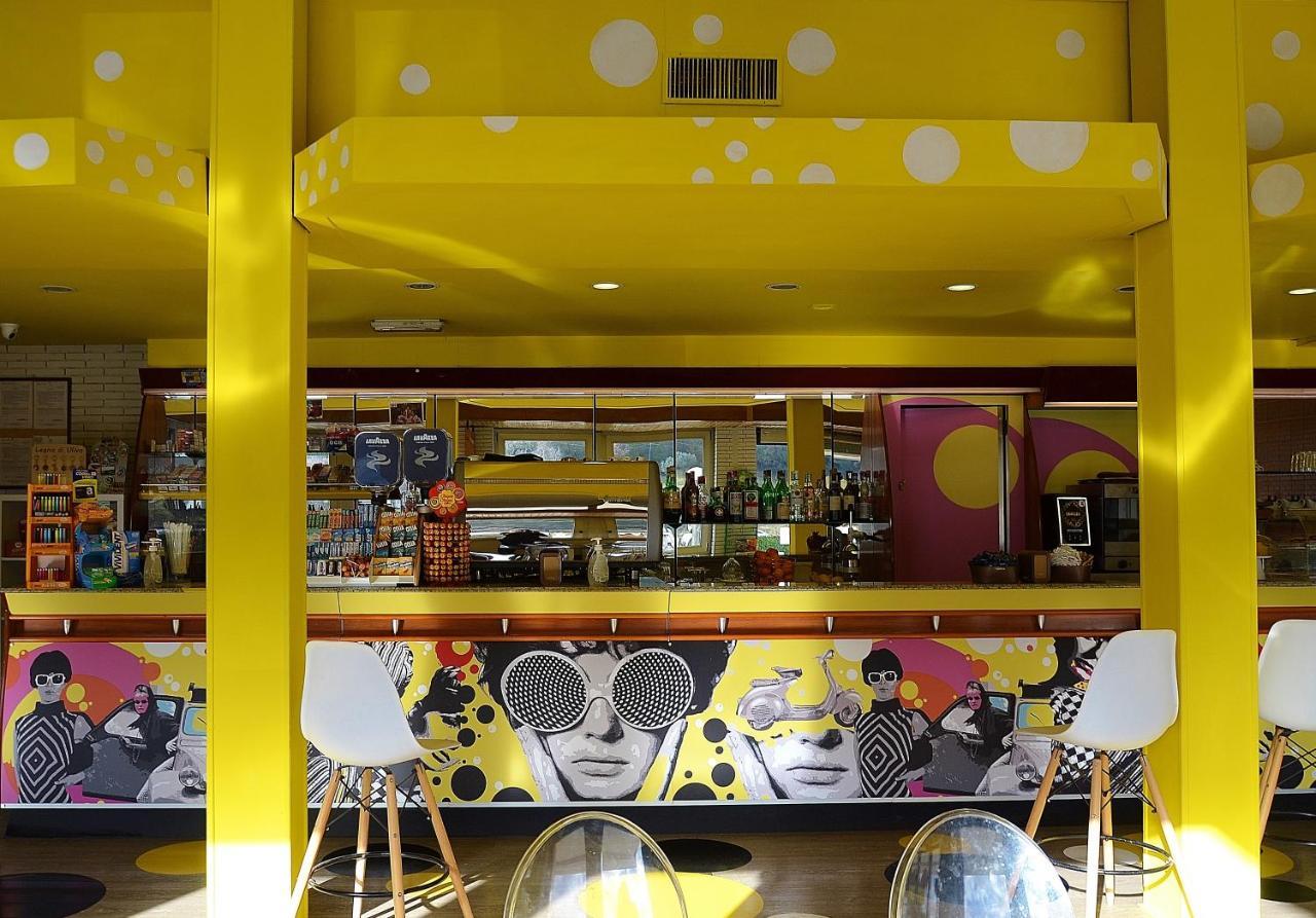 Hotel Lh Arca Street Art Spoleto