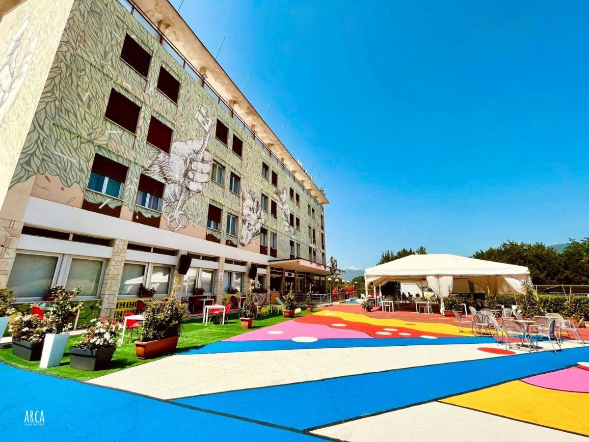Hotel Lh Arca Street Art Spoleto